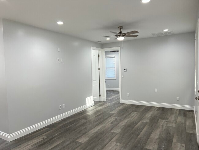 Foto del edificio - 10792 Pine St