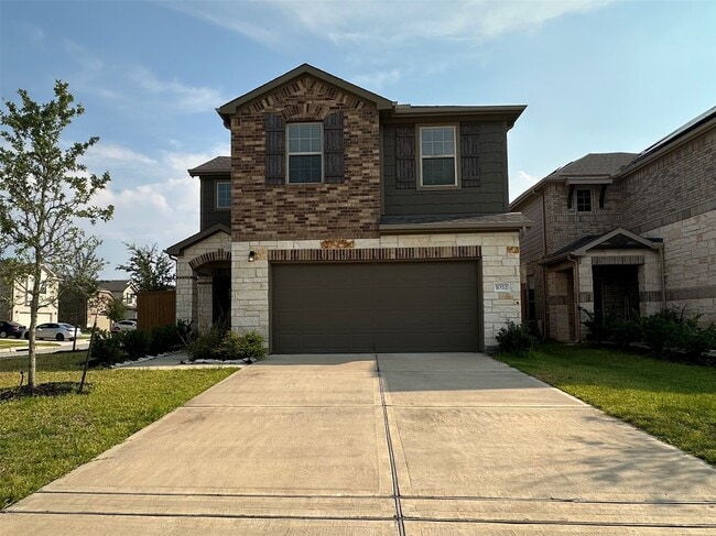 Building Photo - 1052 Laguna Cv Dr