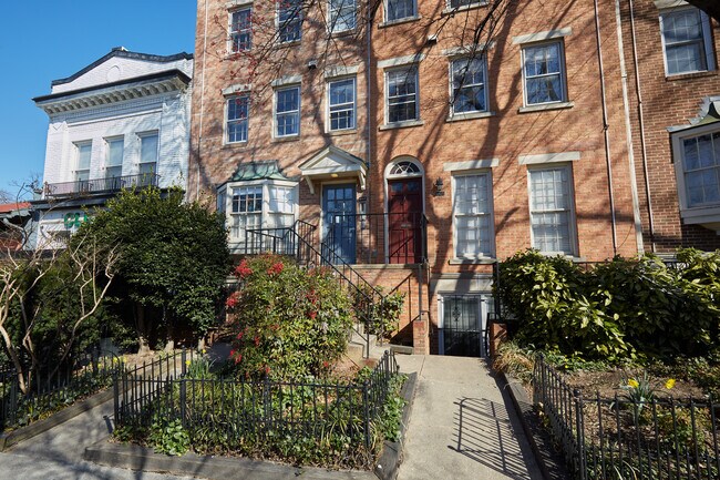 Building Photo - 1957 Calvert Street Northwest