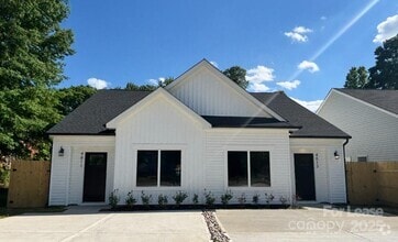 Building Photo - 4811 Victoria Ave