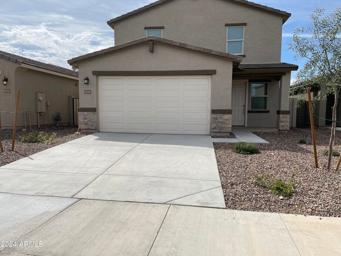 Primary Photo - 4321 W Samantha Way