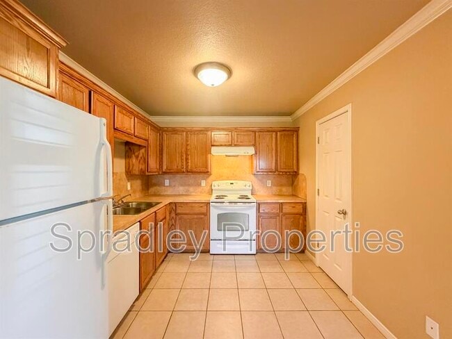 Building Photo - 4715A Babu Ct