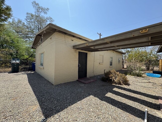 2 Bedroom in central Tucson - 2 Bedroom in central Tucson Apartment