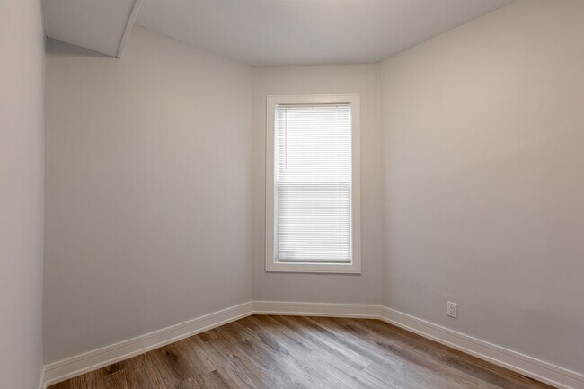 Foto del edificio - 4340 W Shakespeare Ave