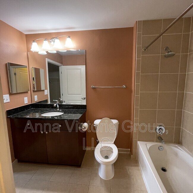 Building Photo - 155 Potomac Passage