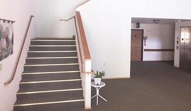 Building Photo - 242 SW 3rd St