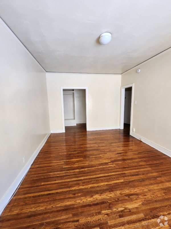 Building Photo - 1825 Ivar Ave