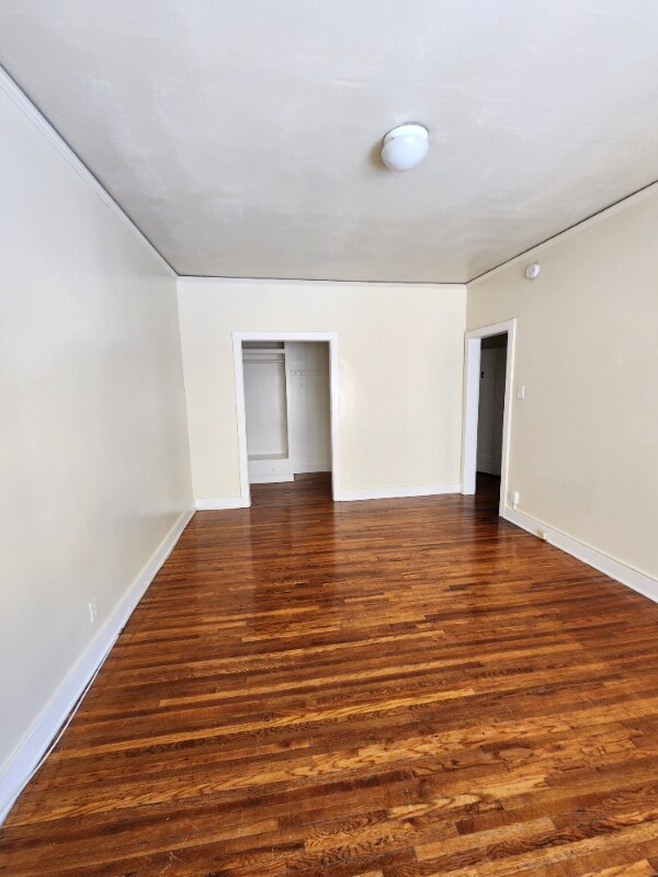 Foto principal - 1825 Ivar Ave