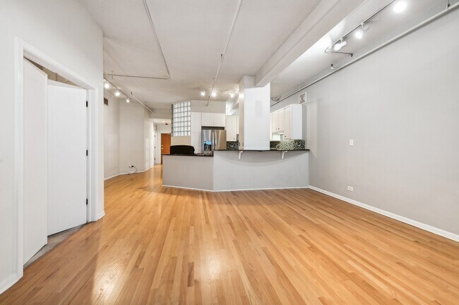 Foto del edificio - 161 W Harrison St
