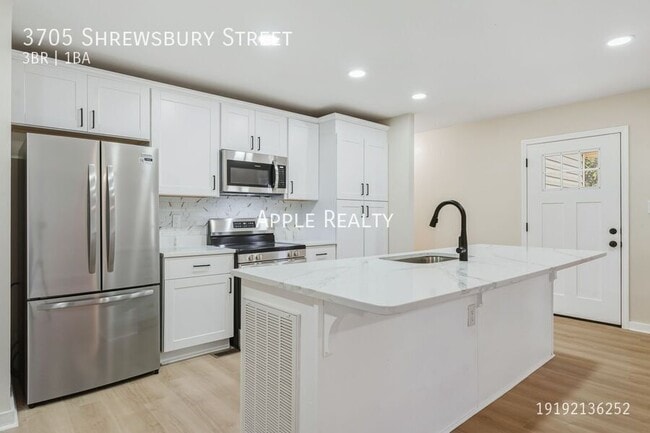 Foto del edificio - 3705 Shrewsbury St
