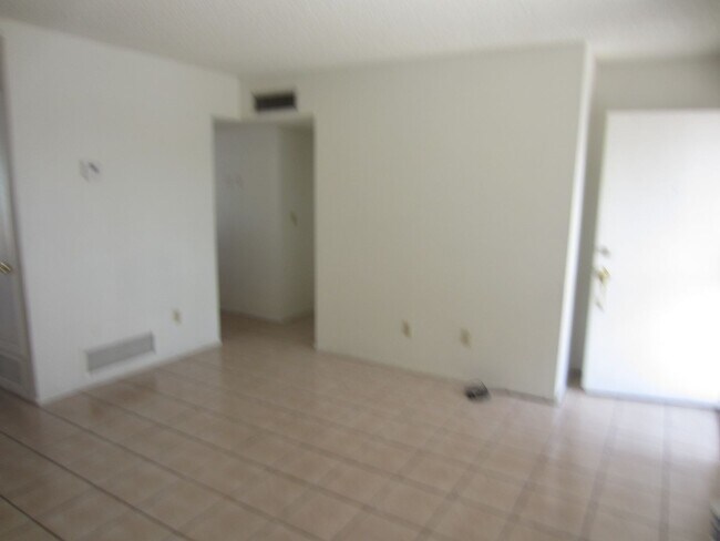 Foto del edificio - Clean & Cozy 3 Bed.  2 Bath Home With Big ...