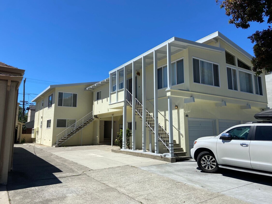 Foto principal - Spacious Burlingame Apartment