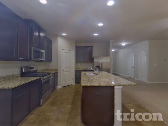 Building Photo - 64 Ledford Way