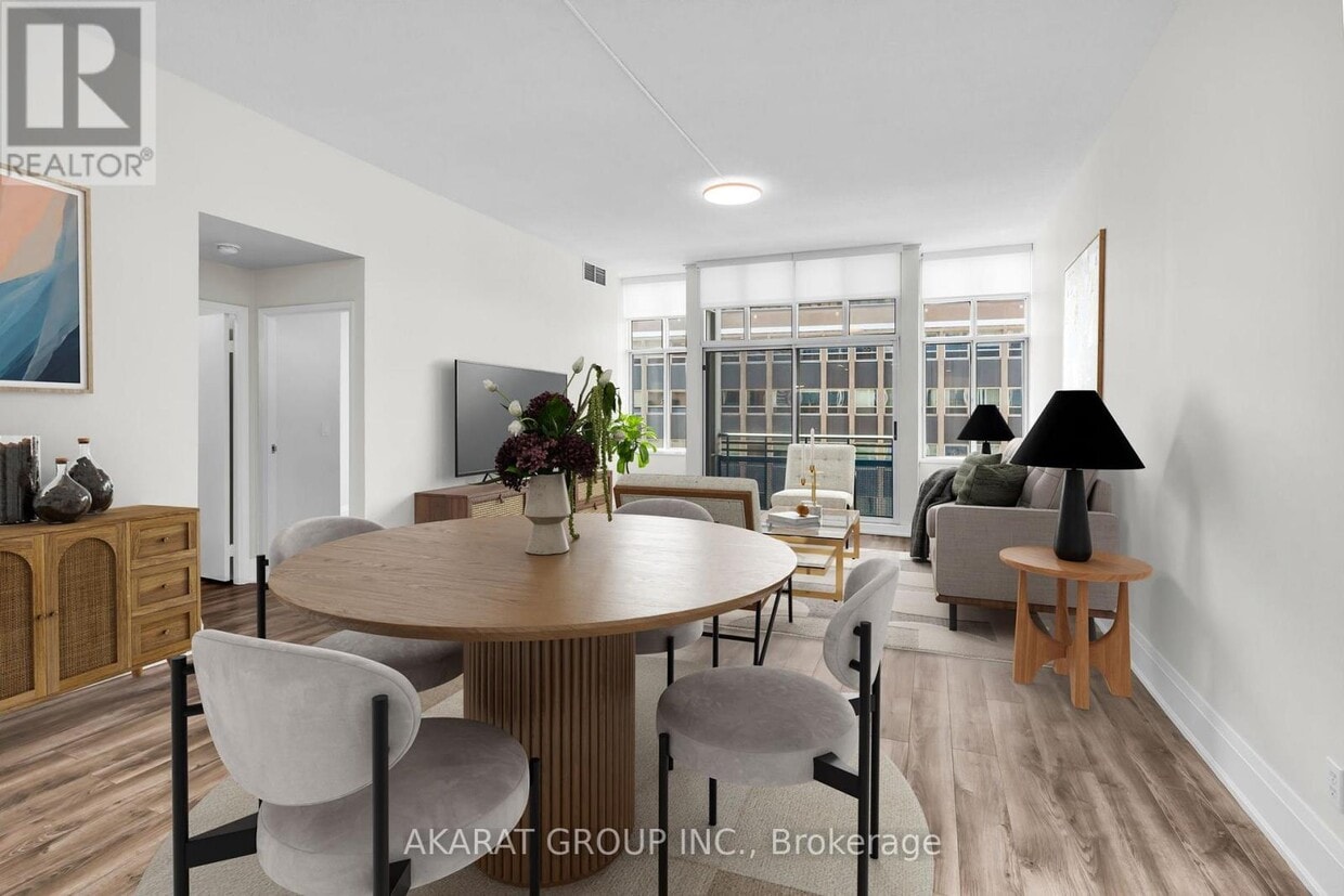 Photo principale - 1901 Yonge St