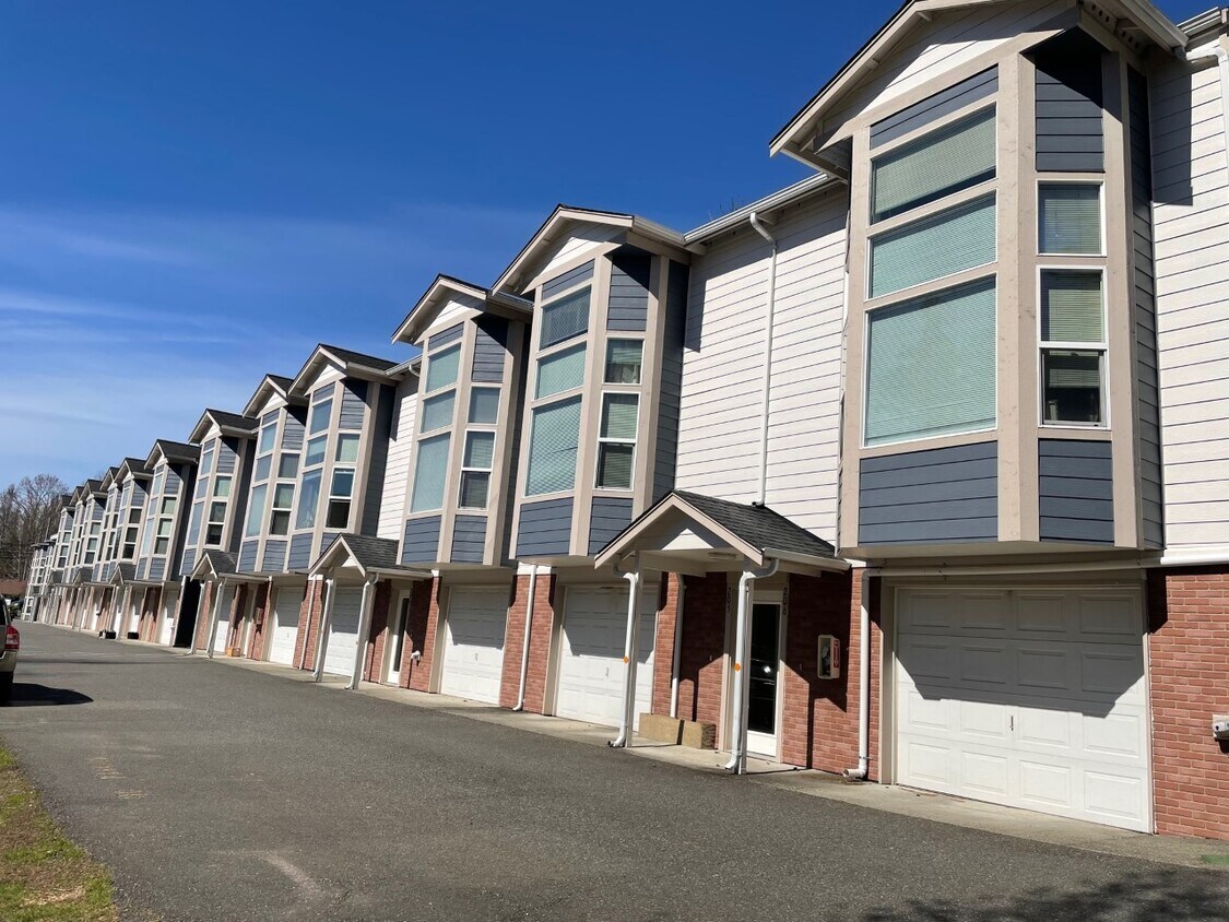 3518 Northwest Ave Unit 3518 206, Bellingham, WA 98225 Room for