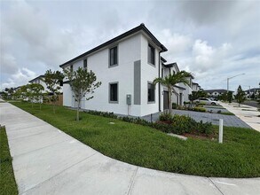 Building Photo - 34530 SW 190th Ave