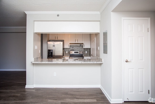 Interior Photo - ReNew Perimeter View