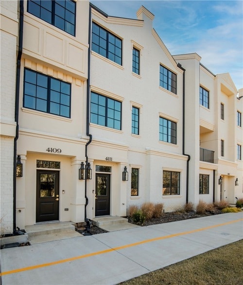 Photo - 4111 S Champions Dr Townhome