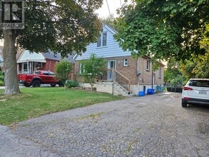 Building Photo - 320 E 19th St