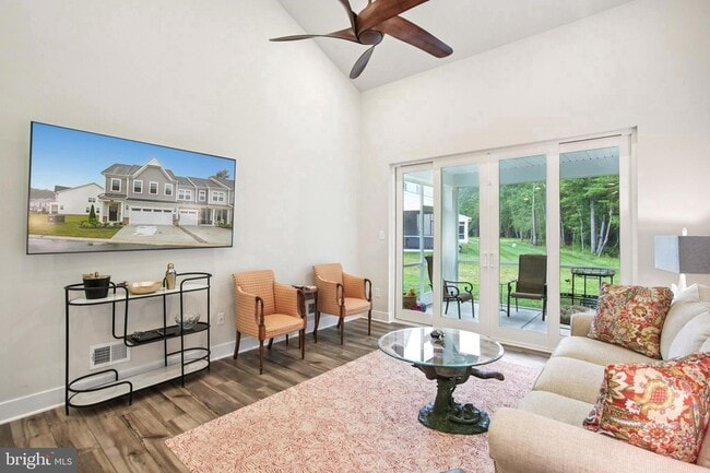 Foto del edificio - 32323 Norman Ln