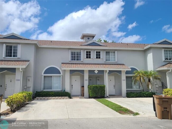 Building Photo - 4461 SW 11th Pl