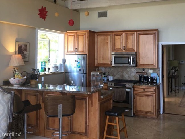 Foto del edificio - 2 br, 2 bath House - 2280 Bella Vista Dr.