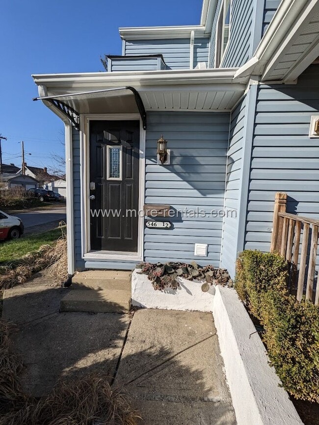 Building Photo - 546 E Jenkins Ave