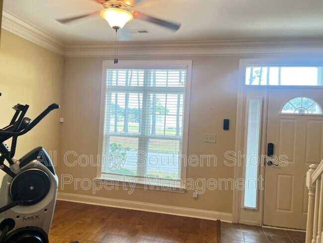 Foto del edificio - 788 Gabreski Ln