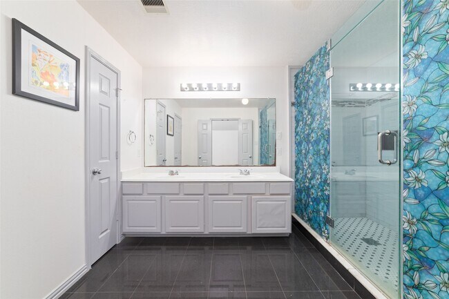 Foto del edificio - 14710 Branchwest Dr