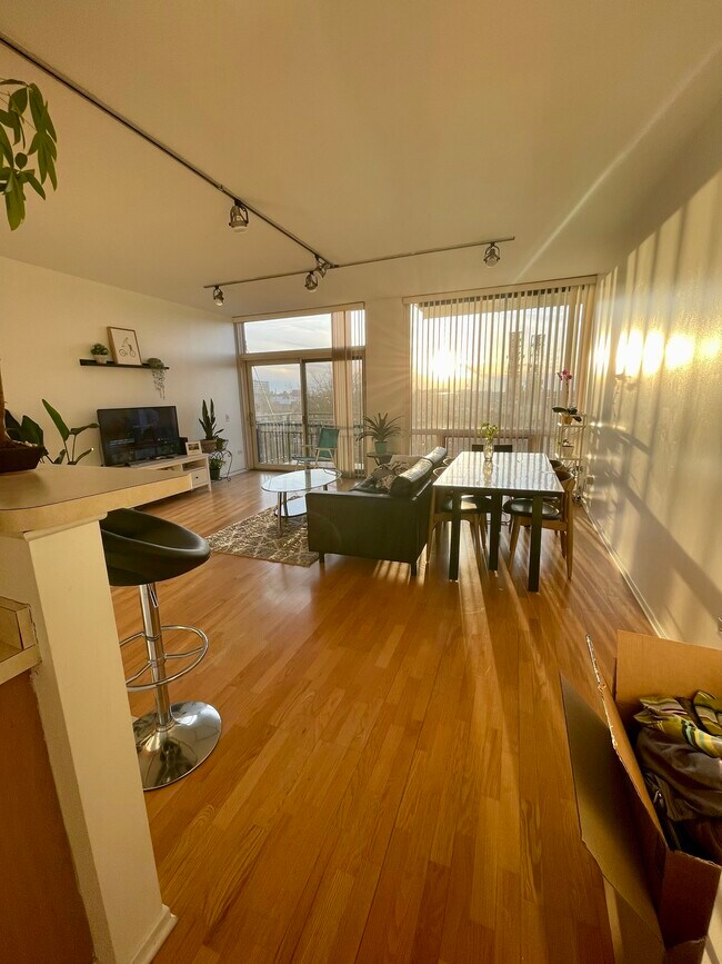 Foto del edificio - 61 W 15th St
