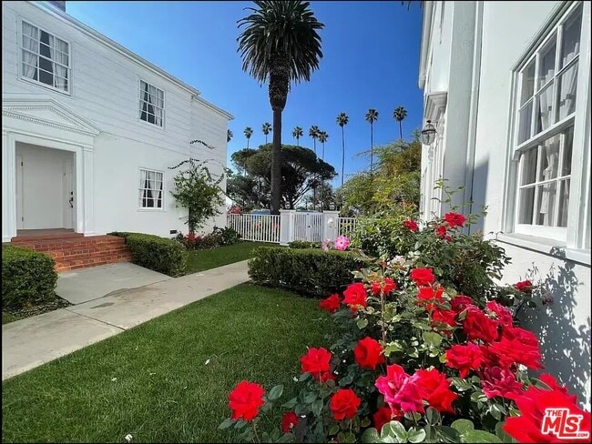 Building Photo - 429 Ocean Ave