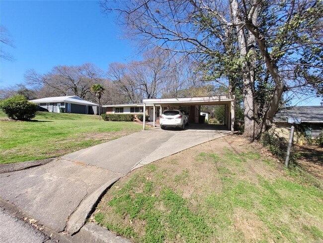 Foto del edificio - 3637 Loxley Ln