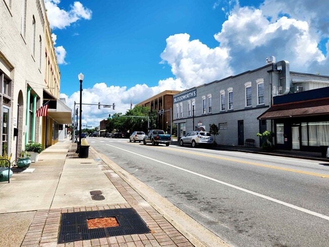 Building Photo - 125 S Jefferson St