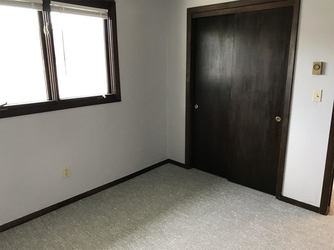 Building Photo - 1211 Brosig St