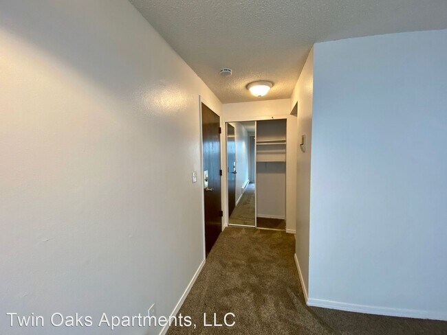 Foto del edificio - 5263 15th Ave NE