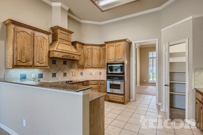 Foto del edificio - 1529 Rusticwood Dr