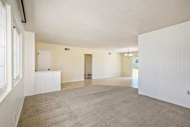 Building Photo - 1729 Lahoud Dr