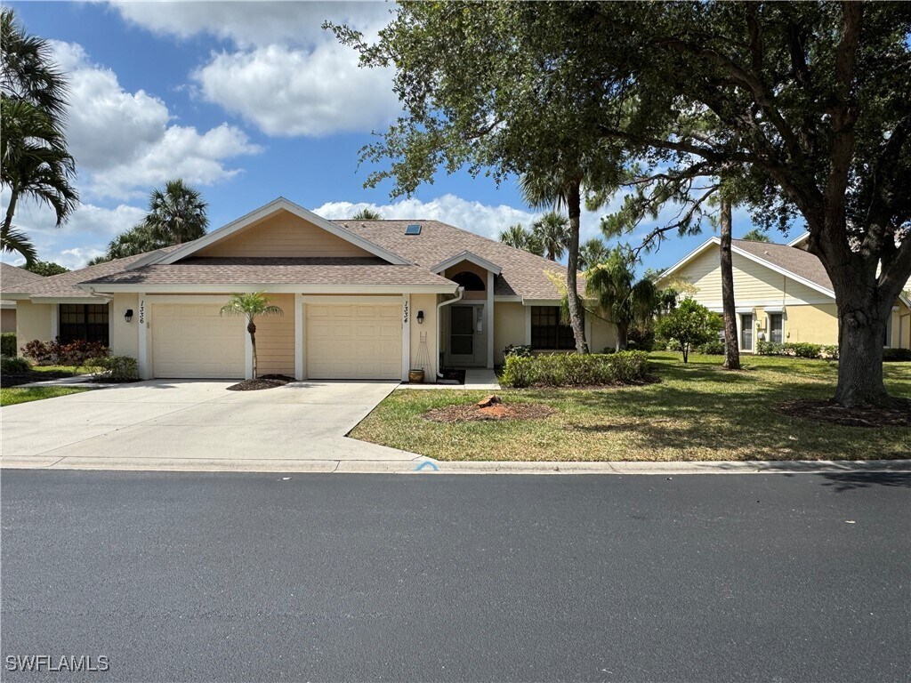 Foto principal - 1334 Park Lake Dr