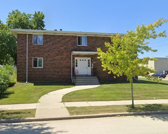 Building Photo - 1707 N Wisconsin St