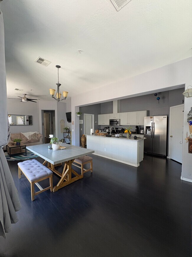 Foto del edificio - 1225 N 36th St