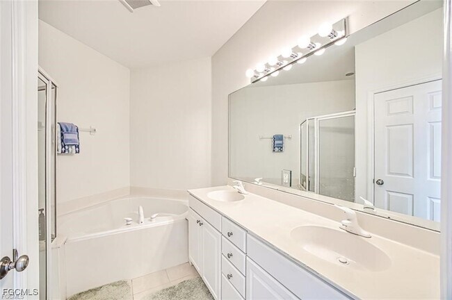 Foto del edificio - 10021 Sky View Way