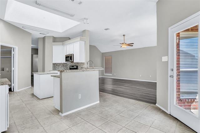 Building Photo - 11121 Covey Ln