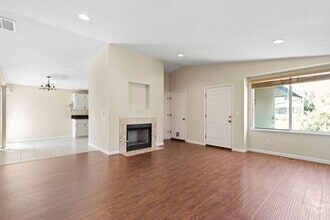 Building Photo - 3918 SE 52nd Ave