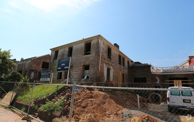 Building Photo - The Maples