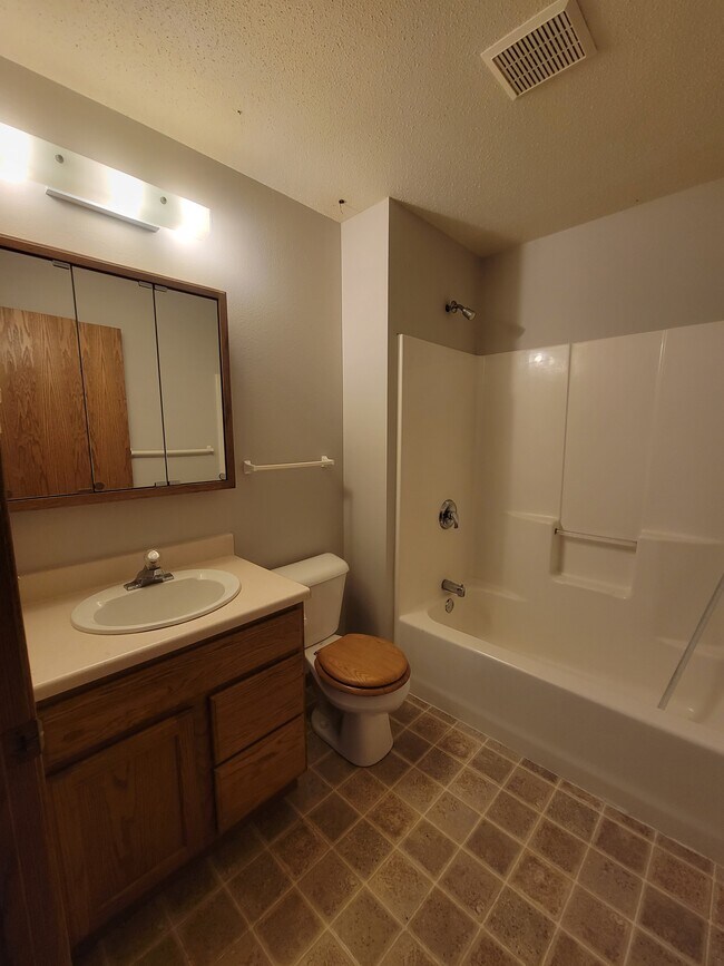 Bathroom - 1705 S Rowley St