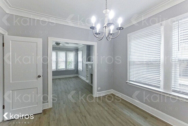 Building Photo - 8622 S Justine St