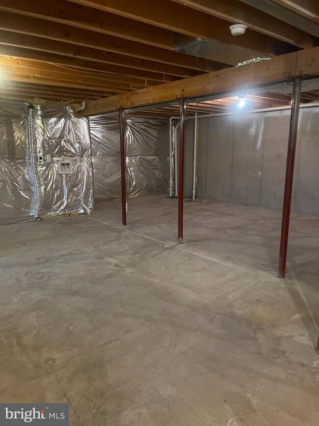 Building Photo - 1080 Finchs Hill Rd