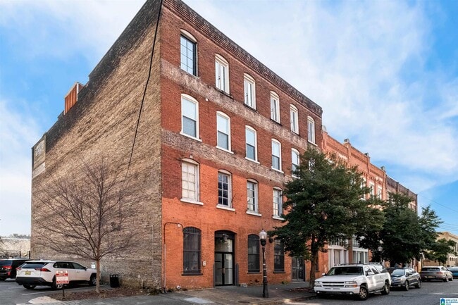 Foto del edificio - 2311 Morris Ave