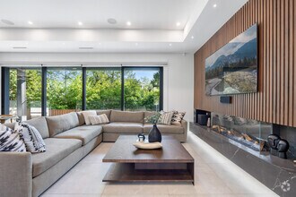 Building Photo - 2505 Edgemont Blvd