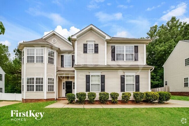 Building Photo - 12200 Palomar Dr